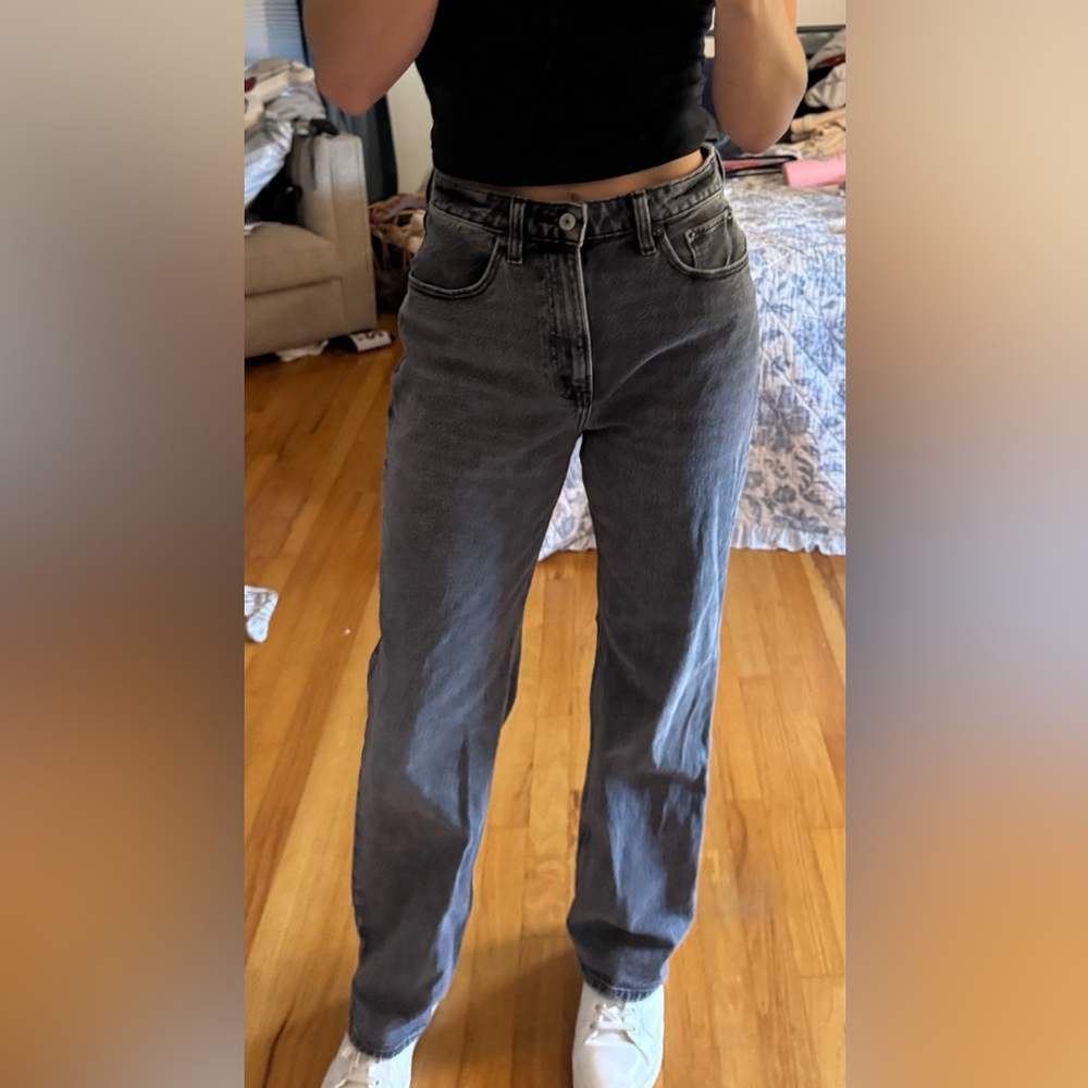 Abercrombie and Fitch High Rise 90’s Relaxed Jean size 26 (2S) Curve Love